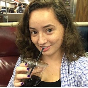 Meet your Posher, Olivia